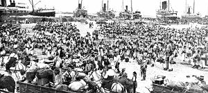 2452- Alger - Embarquement des Soldats Algeriens pour la France2 - 10 aout 1914